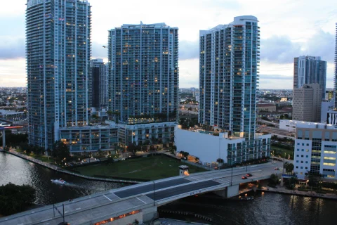 Downtown Miami skyline with residential high-rises, highlighting how to find a good mortgage broker in Miami